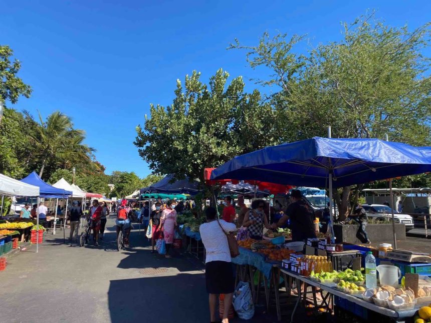 Marché forain des samedis 16 au 28 Aout